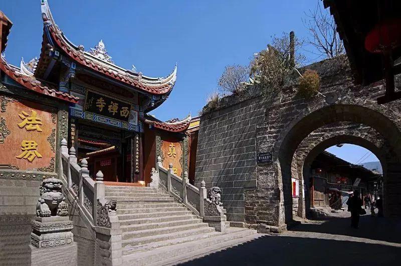 瑞士称或允许受制裁个人入境参加涉乌会谈